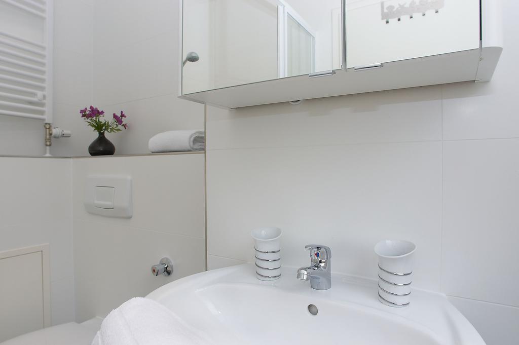 New Green Apartments Berlin Room photo